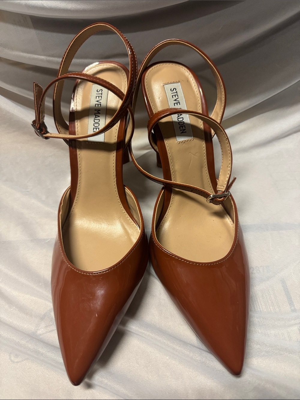 Steve Madden Heels Cognac Patent Pointed-Toe Slingback Pumps size 9.